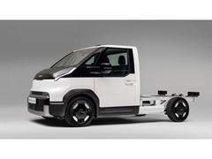 Kia unveils PV5 Chassis Cab and the “Kia Business Solutions Ecosystem” at SOLUTRANS 2025: a new benchmark for modular electric vans