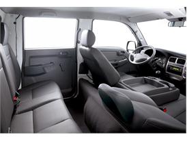 K2700-Double cab interior