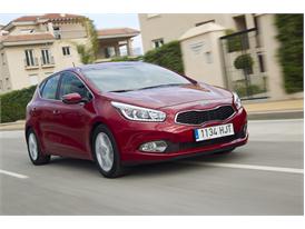 New Generation Kia cee'd Awarded Top Safety Score by EuroNCAP