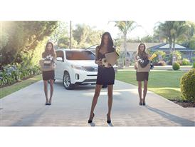 Supermodel Adriana Lima and Kia Motors America turn curious onlookers into "Futbol" fanatics in series of ads celebrating the 2014 FIFA World Cup Brazil™ Supermodel Adriana Lima and Kia Motors America turn curious onlookers into "Futbol" fanatics in series of ads celebrating the 2014 FIFA World Cup Brazil™