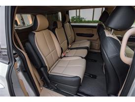 Kia Grand Carnival Interior 3