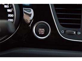 Kia Grand Carnival Interior 8