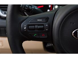 Kia Grand Carnival Interior 9
