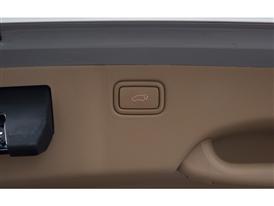 Kia Grand Carnival Interior 14