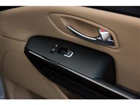 Kia Grand Carnival Interior 20