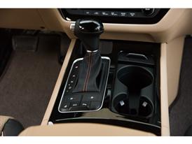 Kia Grand Carnival Interior 32