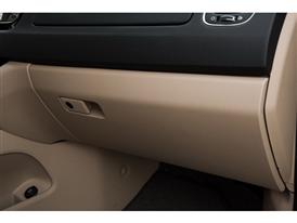 Kia Grand Carnival Interior 36