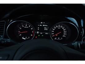 Kia Grand Carnival Interior 39