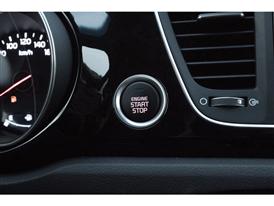 Kia Grand Carnival Interior 42