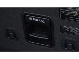 Kia Grand Carnival Interior 55