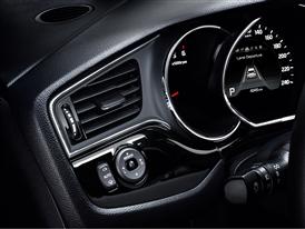 2016 Kia cee'd - interior 1 2016 Kia cee'd - interior 1
