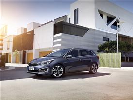 2016 Kia cee'd SW - exterior 5