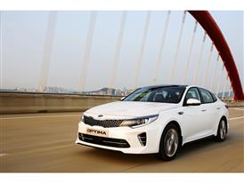 All-new Optima Dynamic All-new Optima Dynamic