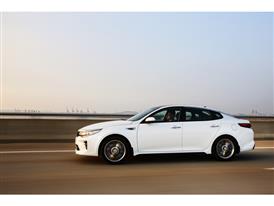 All-new Optima Dynamic All-new Optima Dynamic