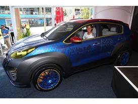 Rafael Nadal unveils Kia X-car 2