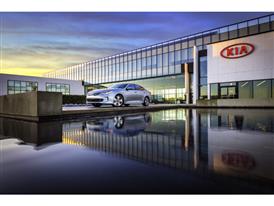 Optima Plug-in Hybrid