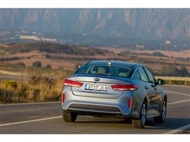 Optima Plug-in Hybrid Optima Plug-in Hybrid