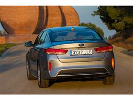 Optima Plug-in Hybrid Optima Plug-in Hybrid