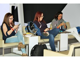 2016 NY Auto Show CADENZA PRESS EVENT