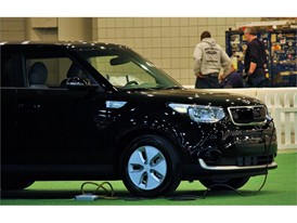 2016 NY Auto Show CADENZA PRESS EVENT