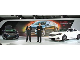 2016 NY Auto Show CADENZA PRESS EVENT