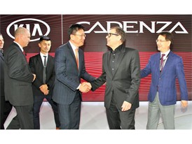 2016 NY Auto Show CADENZA PRESS EVENT