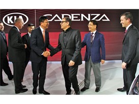 2016 NY Auto Show CADENZA PRESS EVENT
