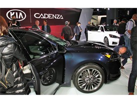 2016 NY Auto Show CADENZA PRESS EVENT
