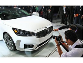2016 NY Auto Show CADENZA PRESS EVENT