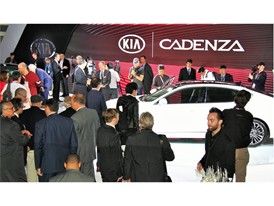 2016 NY Auto Show CADENZA PRESS EVENT