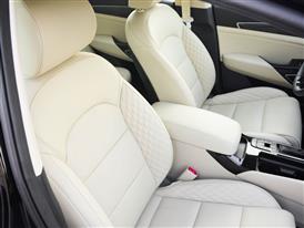 All-new 2017 Kia Cadenza All-new 2017 Kia Cadenza
