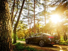 All-new 2017 Kia Cadenza