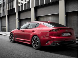 Kia Stinger GT Exterior (8)_EU Spec