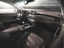 Kia Stinger GT Interior (1)_EU Spec