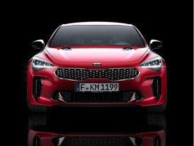 Kia Stinger GT Studio (1)_EU Spec