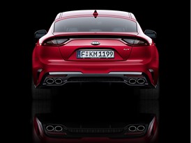 Kia Stinger GT Studio (2)_EU Spec