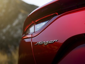 Kia Stinger GT Detail (1)_US Spec