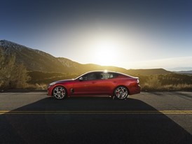 Kia Stinger GT Exterior (1)_US Spec
