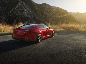 Kia Stinger GT Exterior (4)_US Spec