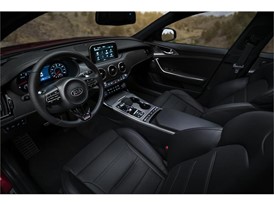 Kia Stinger GT Interior (3)_US Spec