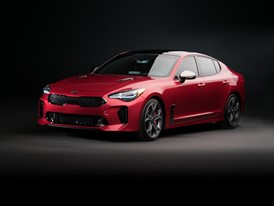 Kia Stinger GT Studio (7)_US Spec