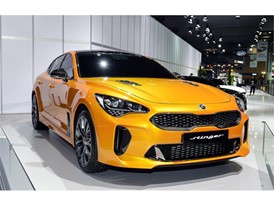 Kia Stinger 7