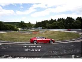Kia Stinger at Nurburgring 4