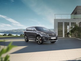 Kia Sorento - Front view