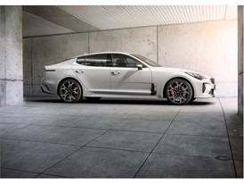 Kia Stinger white