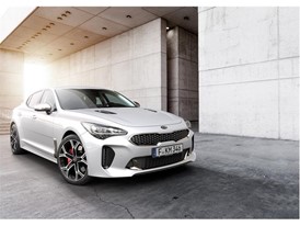 Kia Stinger white