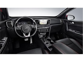 Kia Sportage 2018 - interior - European spec