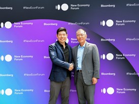 HMG EVC Chung and Grab CEO Tan