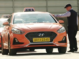 Hyundai Motor Group Reveals Life-changing Technology to Assist Hearing-impaired Drivers
