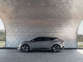Kia EV6 redefines boundaries of electric mobility with inspiring design, exhilarating performance and innovative space Kia EV6 redefines boundaries of electric mobility with inspiring design, exhilarating performance and innovative space